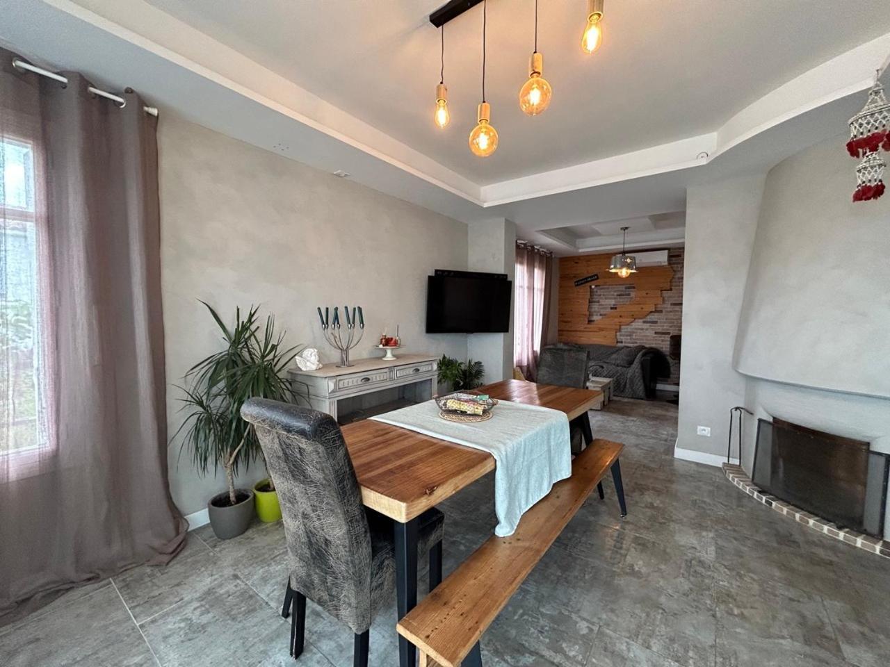 Comme A La Maison ナルボンヌ エクステリア 写真